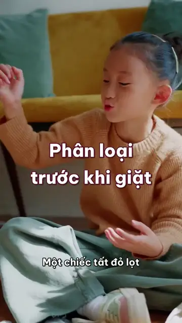 Áo trắng thành áo hồng: năm phút phân loại đồ trước khi bỏ vào máy giặt
