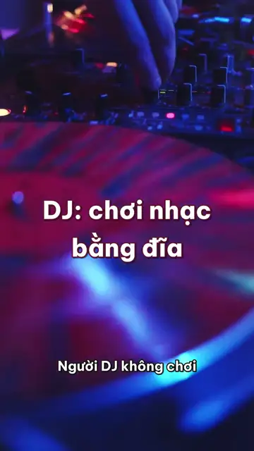 Nghề DJ: bữa tiệc gây quỹ mua đồ đi học năm 1973 và mẹo hai chiếc đĩa giống hệt nhau