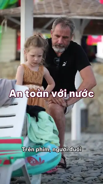 Đuối nước im lặng hơn mình nghĩ: luật tầm với tay, cái xô úp ngược và ba điều dạy con khi thấy bạn chìm
