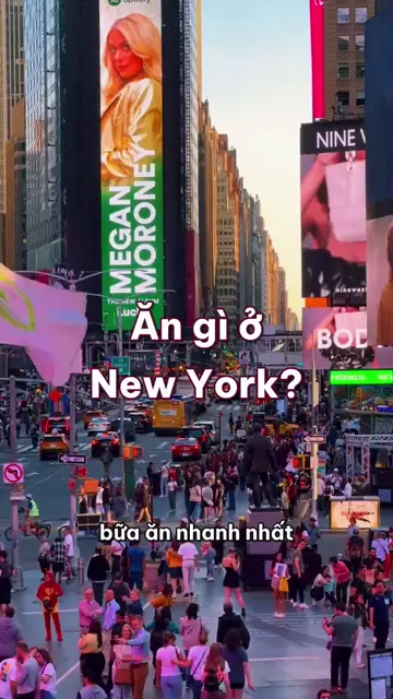 Ăn gì ở New York? Cà phê xe đẩy, xúc xích góc phố, thịt bò hun khói và cơm gà xe halal