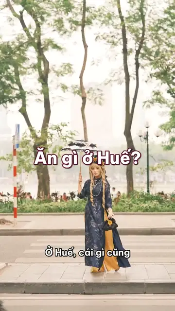 Ăn gì ở Huế? Bún bò, cơm hến, bánh bèo nậm lọc, chè và nem lụi
