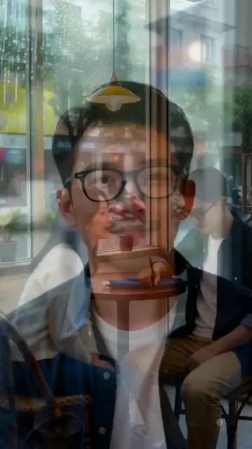Chiếc ô thứ hai — Tập 2: Người em song sinh